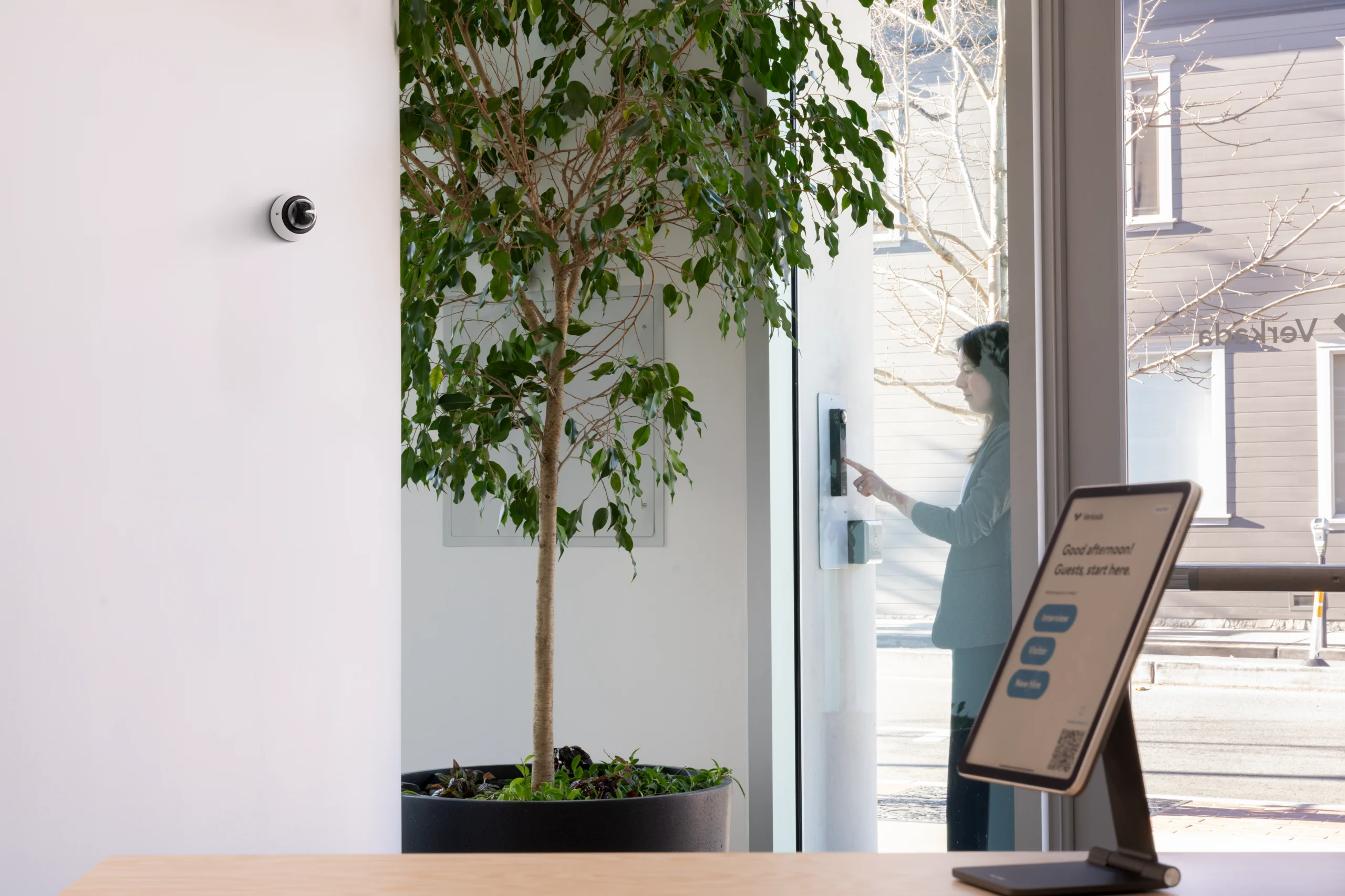 Intercom guest lobby entry management